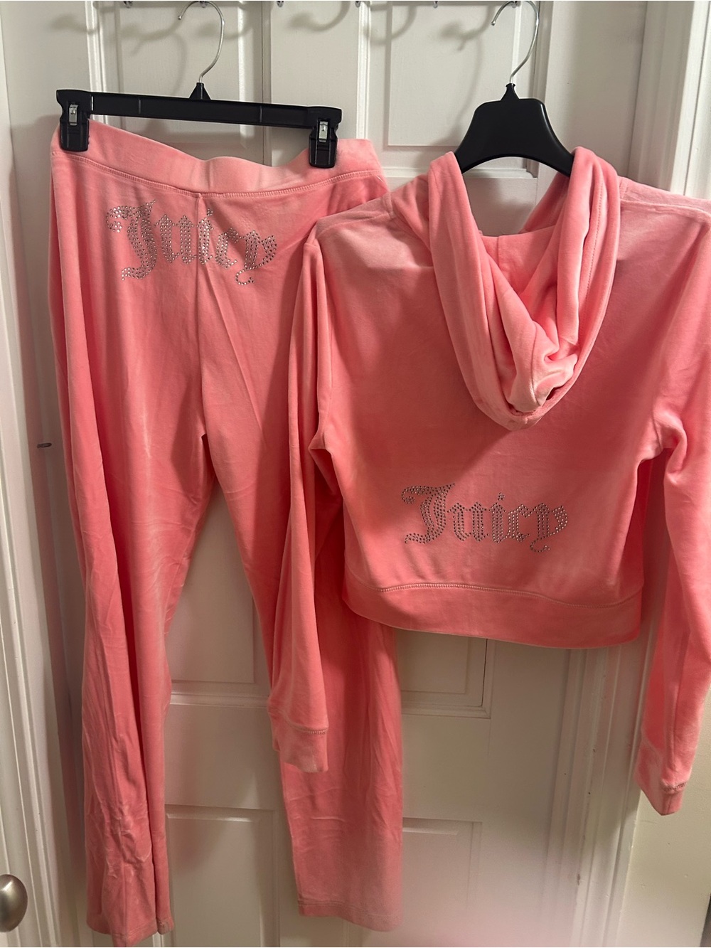 NWT Juicy Couture Velour flamingo pink Track Suit sweatsuit size large wome…